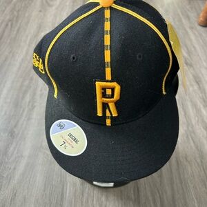 Rucker Park Harlem Courts Black & Gold Hat Men Size 7 5/8 Stall & Dean NWT